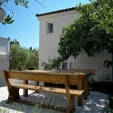App Rab Banjol 217 Villa Exterior photo